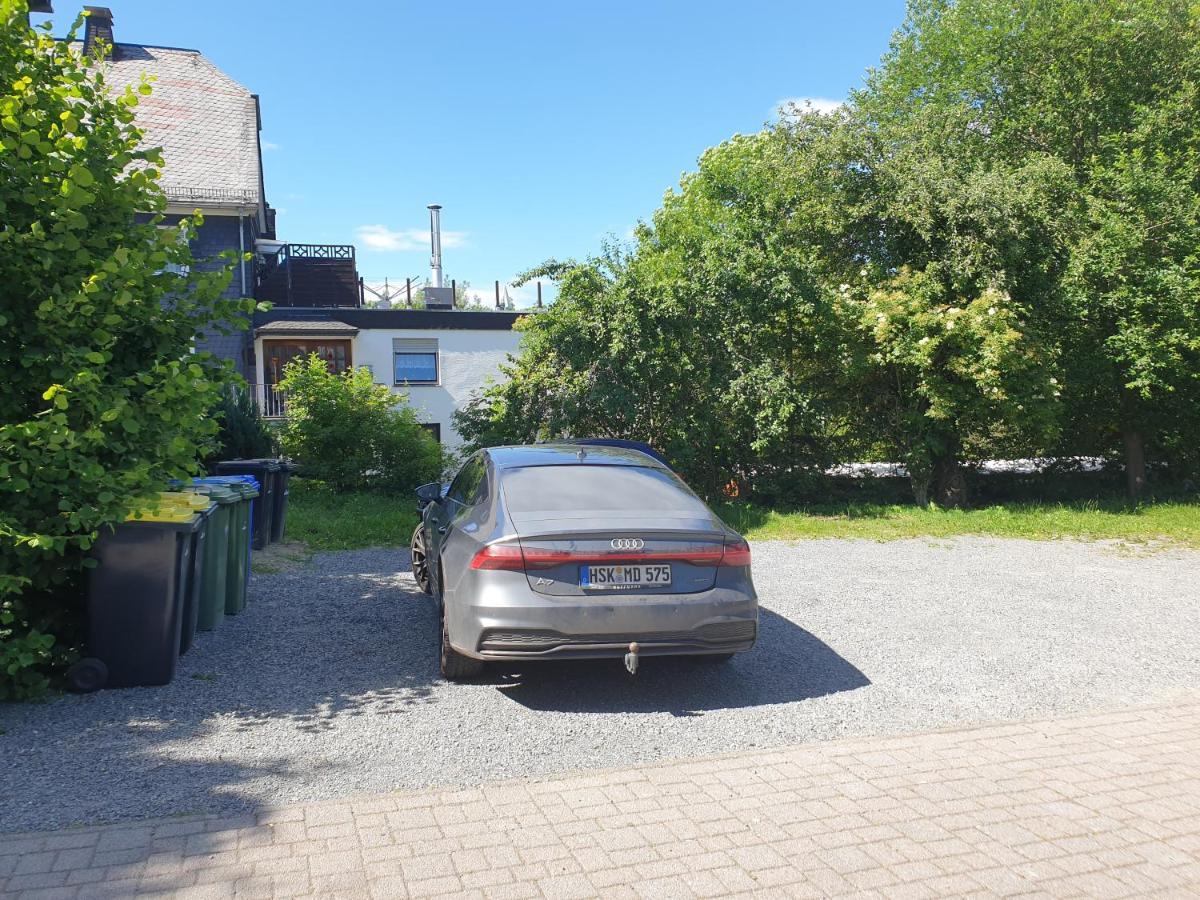 Neu Gemütliche Ferienhaus mit 3 Ferienwohnungen Max  ,  Leonore  und Beatrice Hallenberg Exterior foto