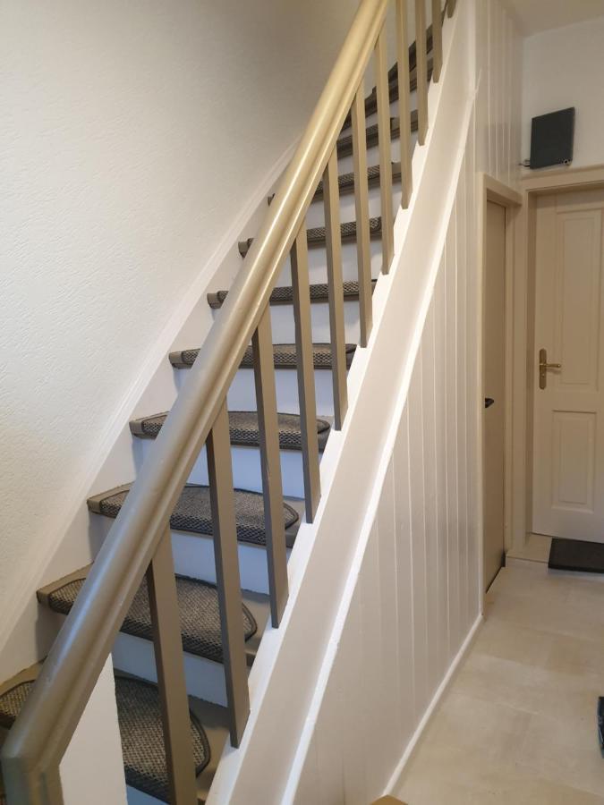 Neu Gemütliche Ferienhaus mit 3 Ferienwohnungen Max  ,  Leonore  und Beatrice Hallenberg Exterior foto
